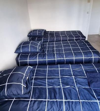 Guibert 19 F2 Bis 2 Chbres 6 Personnes Max Wifi Sweet Home Caudebec-les-Elbeuf المظهر الخارجي الصورة